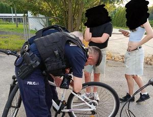 policjanci