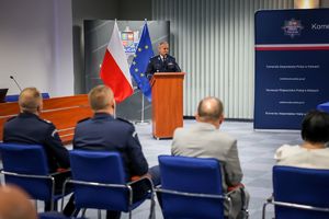 Uroczyste podpisanie porozumień o współpracy na rzecz klas mundurowych w świętokrzyskich szkołach