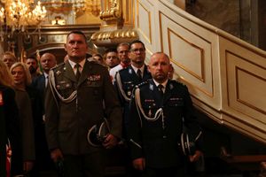 uczestnicy uroczystości
