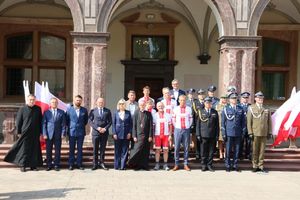 uczestnicy uroczystości