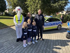 „Bezpieczna droga do szkoły” - działania profilaktyczne koneckich policjantów