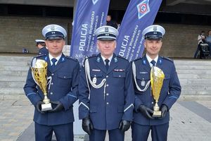 Nasz policjant na podium XXXV Ogólnopolskiego Konkursu „Policjant Ruchu Drogowego”