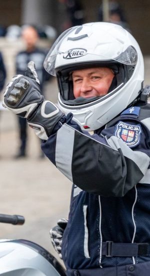 Nasz policjant na podium XXXV Ogólnopolskiego Konkursu „Policjant Ruchu Drogowego”