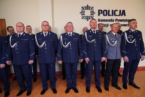 uczestnicy zmian na stanowisku Pierwszego Zastępcy Komendanta Powiatowego Policji w Ostrowcu Świętokrzyskim
