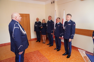uczestnicy zmian na stanowisku Pierwszego Zastępcy Komendanta Powiatowego Policji w Ostrowcu Świętokrzyskim
