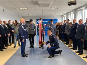 Uroczysta zbiórka w Komendzie Powiatowej Policji w Końskich