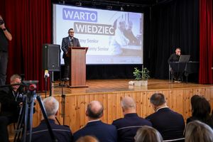 uczestnicy uroczystości