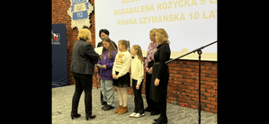 Dzieci ze Świetlicy Środowiskowej w Kazimierzy wielkiej zdobyły nagrodę główną w konkursie „Letni PrzeWodnik”