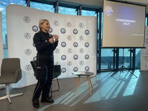 Policjantki czynnie włączyły się w kongres „Zdrowie psychiczne dzieci i młodzieży”