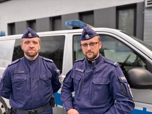 policjanci