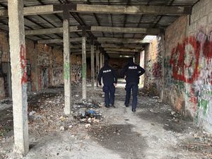 Dzielnicowi sprawdzają miejsca, gdzie mogą grupować się osoby w kryzysie bezdomności