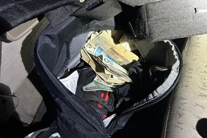 Zabezpieczone pieniądze oraz narzędzia