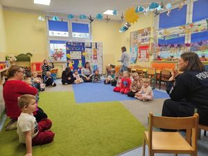 Policjantki odwiedziły przedszkole w Tarłowie