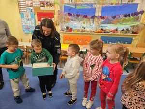 Policjantki odwiedziły przedszkole w Tarłowie