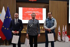 uczestnicy uroczystości