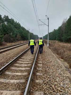 Świętokrzyscy policjanci wzmacniają ochronę terenów kolejowych