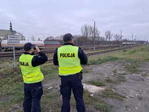 Świętokrzyscy policjanci wzmacniają ochronę terenów kolejowych