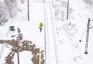 Świętokrzyscy policjanci wzmacniają ochronę terenów kolejowych