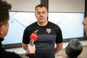 Konferencja prasowa o współpracy świętokrzyskich policjantów ze Szpitalem MSWiA