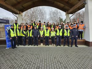 Uczestnicy rajdu pieszego