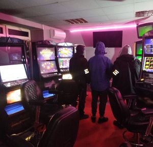 zabezpieczone nielegalne kasyno