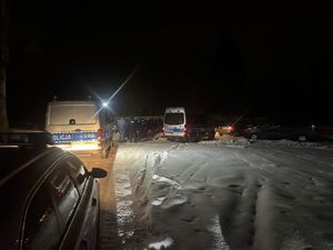 Skuteczne działania policjantów zapobiegły konfrontacji pseudokibiców