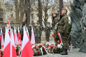 uczestnicy uroczystości