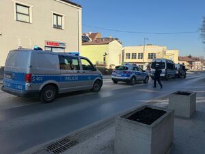Policjanci czuwali nad bezpieczeństwem podczas meczu