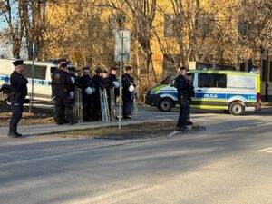 Policjanci czuwali nad bezpieczeństwem podczas meczu