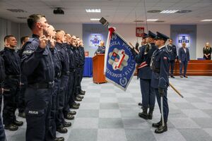 Ślubowanie nowych policjantów