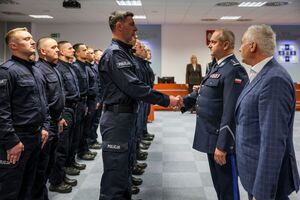 Ślubowanie nowych policjantów