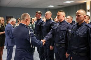 Ślubowanie nowych policjantów