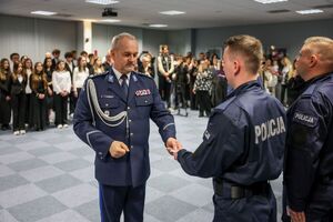 Ślubowanie nowych policjantów