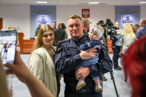Ślubowanie nowych policjantów