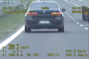 pomiar prędkości BMW