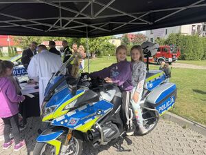 policjanci w szkole