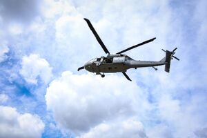 Black Hawk nad Kielcami. Policyjni kontrterroryści doskonalili działania z powietrza
