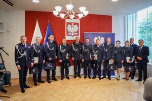policjanci uczestniczący w spotkaniu