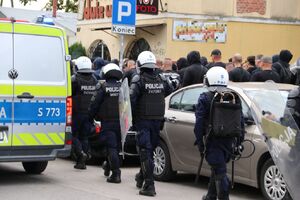 Świętokrzyscy policjanci zabezpieczali mecz