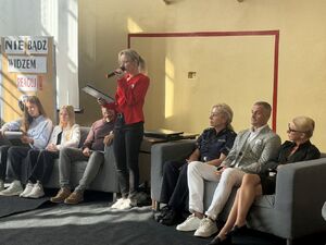 uczestnicy spotkania z młodzieżą