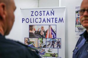 Policjanci na XXI Ogólnopolskich Targach Pracy