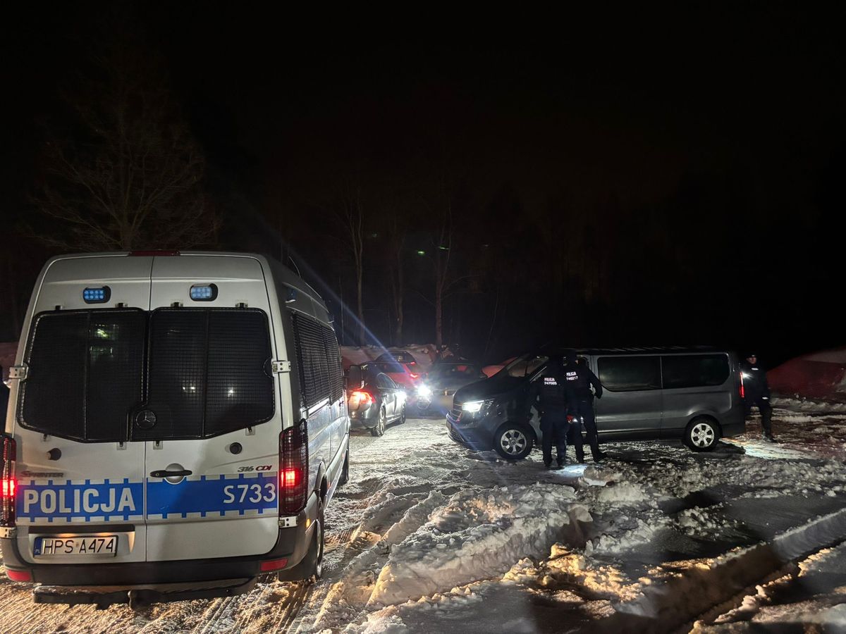 Skuteczne działania policjantów zapobiegły konfrontacji pseudokibiców