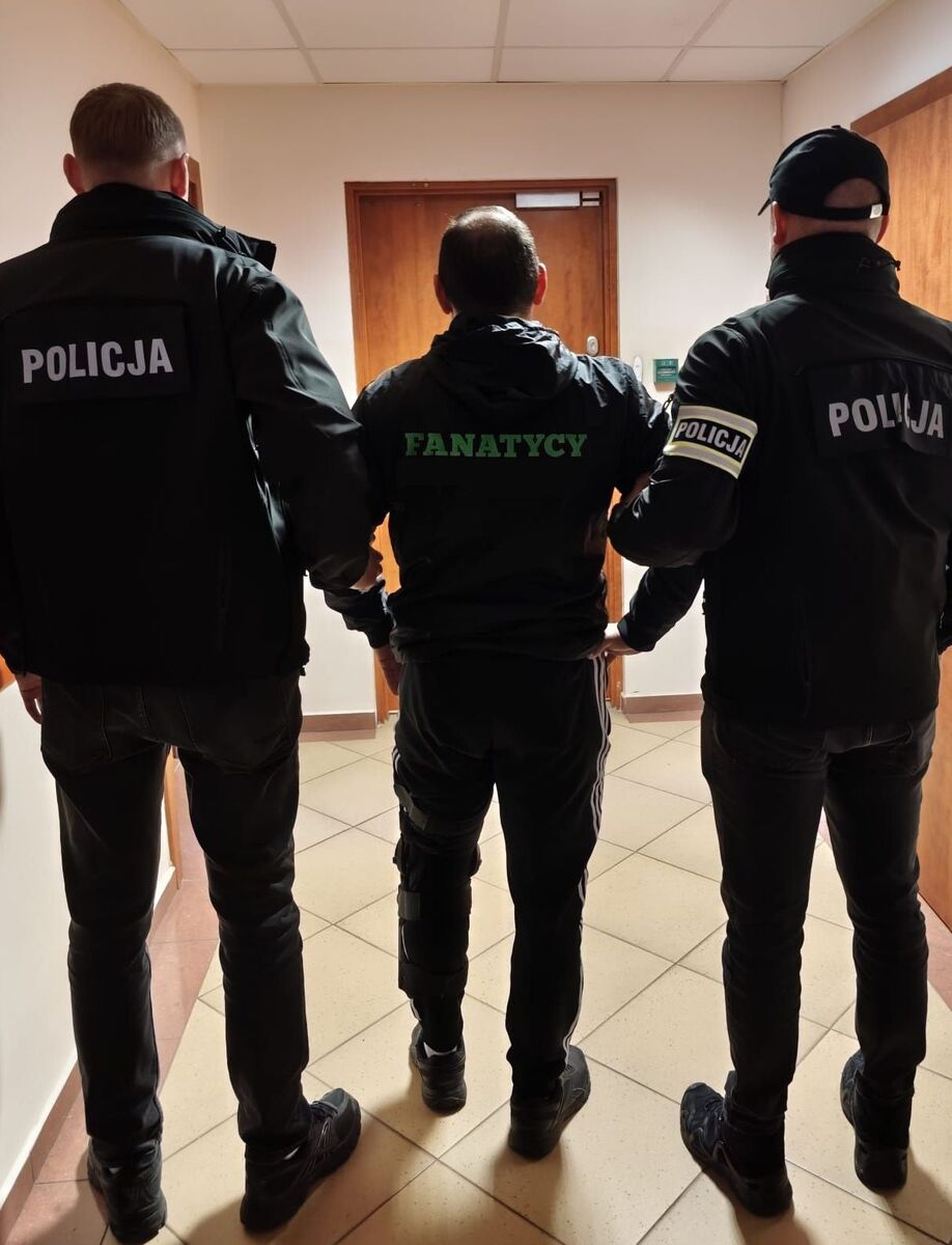 Zatrzymania pseudokibiców po incydencie na stadionie